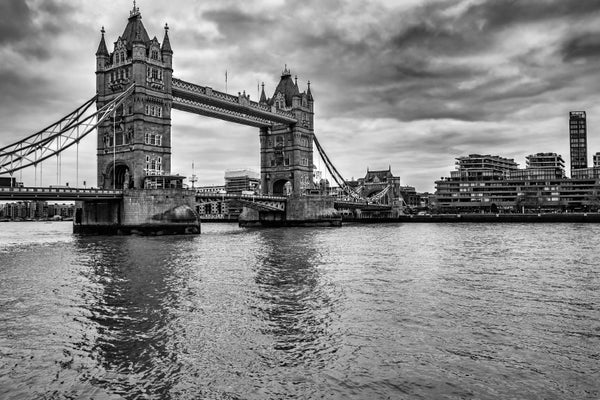 London Bridge & Lake B&W View Photograph 90x60cm Print 100% Australian Made - Bella Home Decor