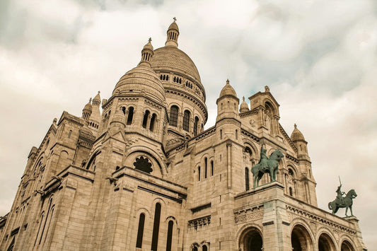 Sacré-Cœur: Paris’ Hilltop Treasure Perfect for Your Walls