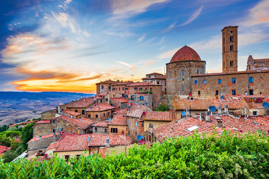 Bella Home Volterra, Tuscany Medieval Town Print Canvas Ready to hang