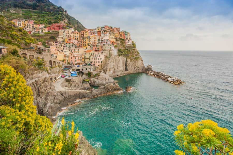 Bella Home Cityscape of Manarola Italy Print Canvas Ready to hang